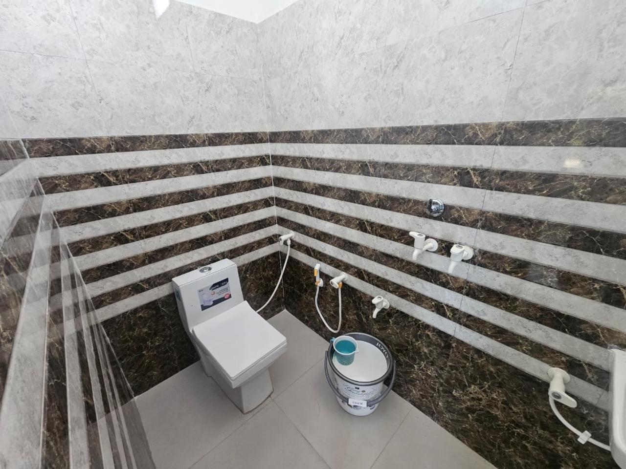 Govind Resort ماثورا المظهر الخارجي الصورة