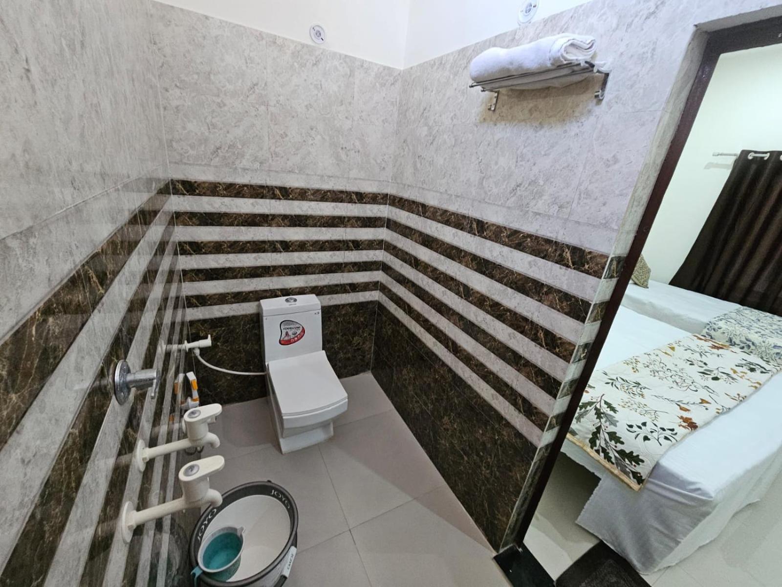 Govind Resort ماثورا المظهر الخارجي الصورة